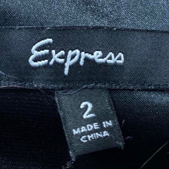 ✨🥀 y2k Floral Halter Top 🥀✨ - Picture 6 of 8